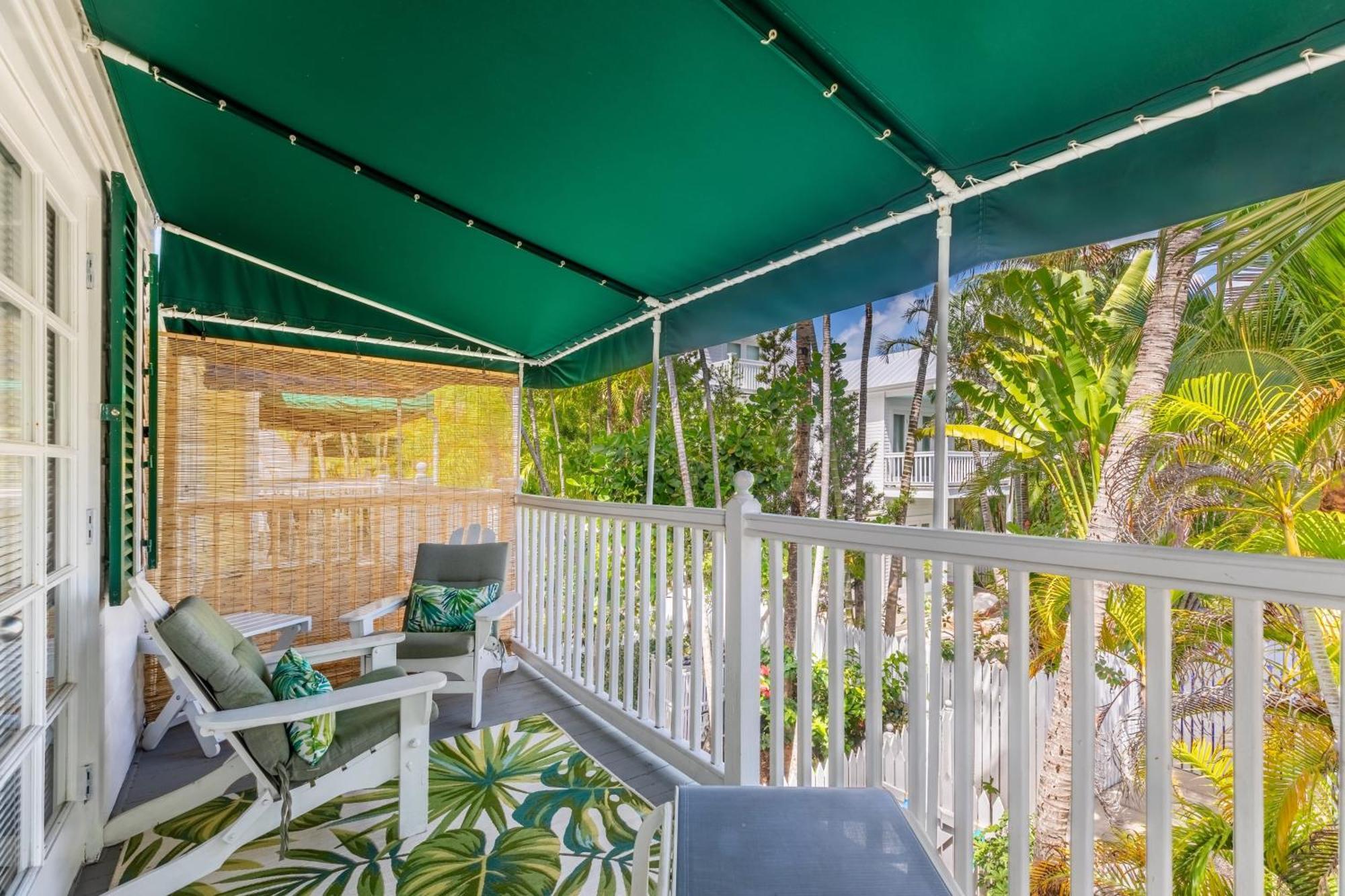 Southard Getaway By Avantstay W Covered Patio Great Location Shared Pool Week Long Stays Key West Exterior photo