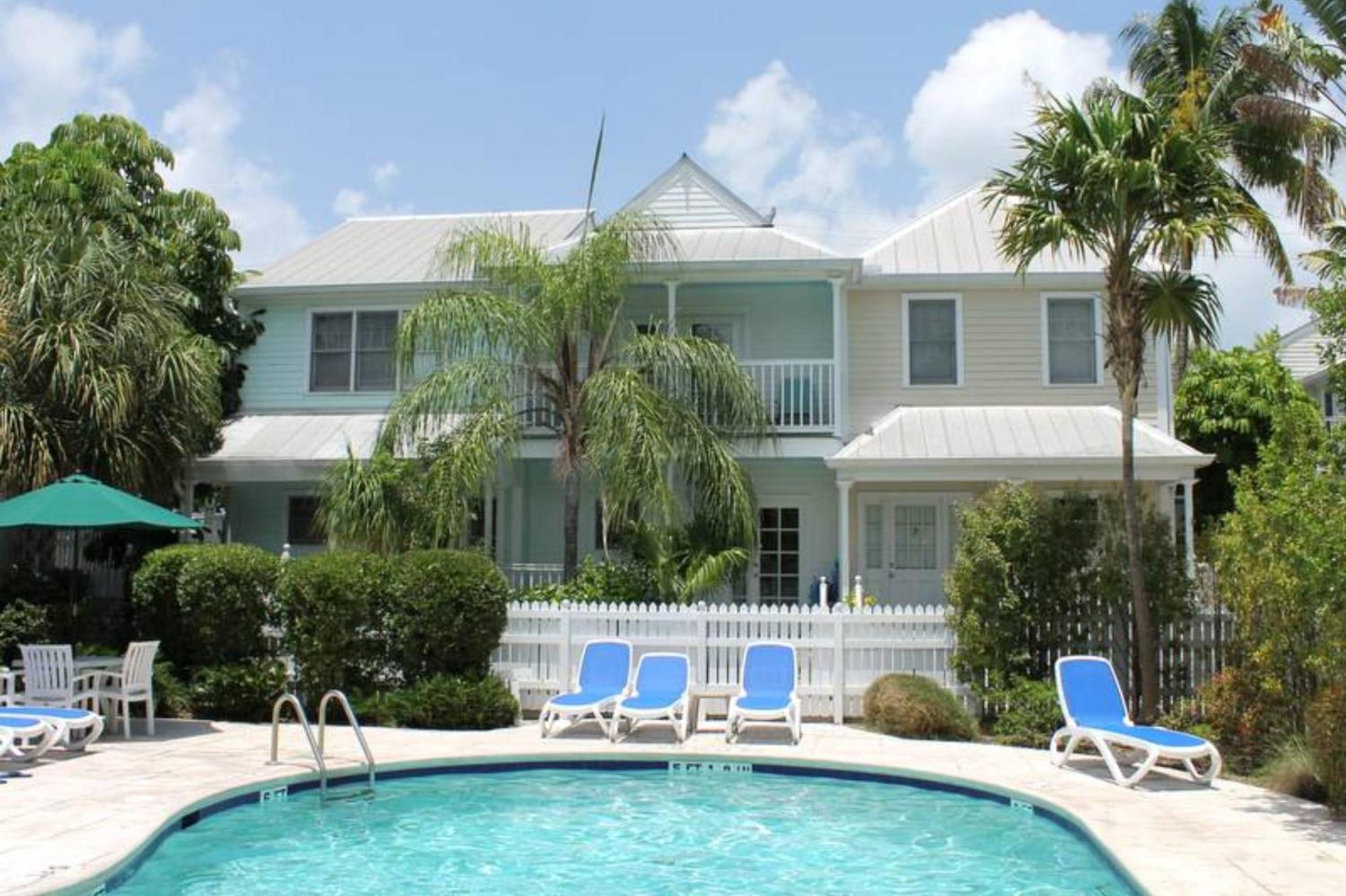 Southard Getaway By Avantstay W Covered Patio Great Location Shared Pool Week Long Stays Key West Exterior photo