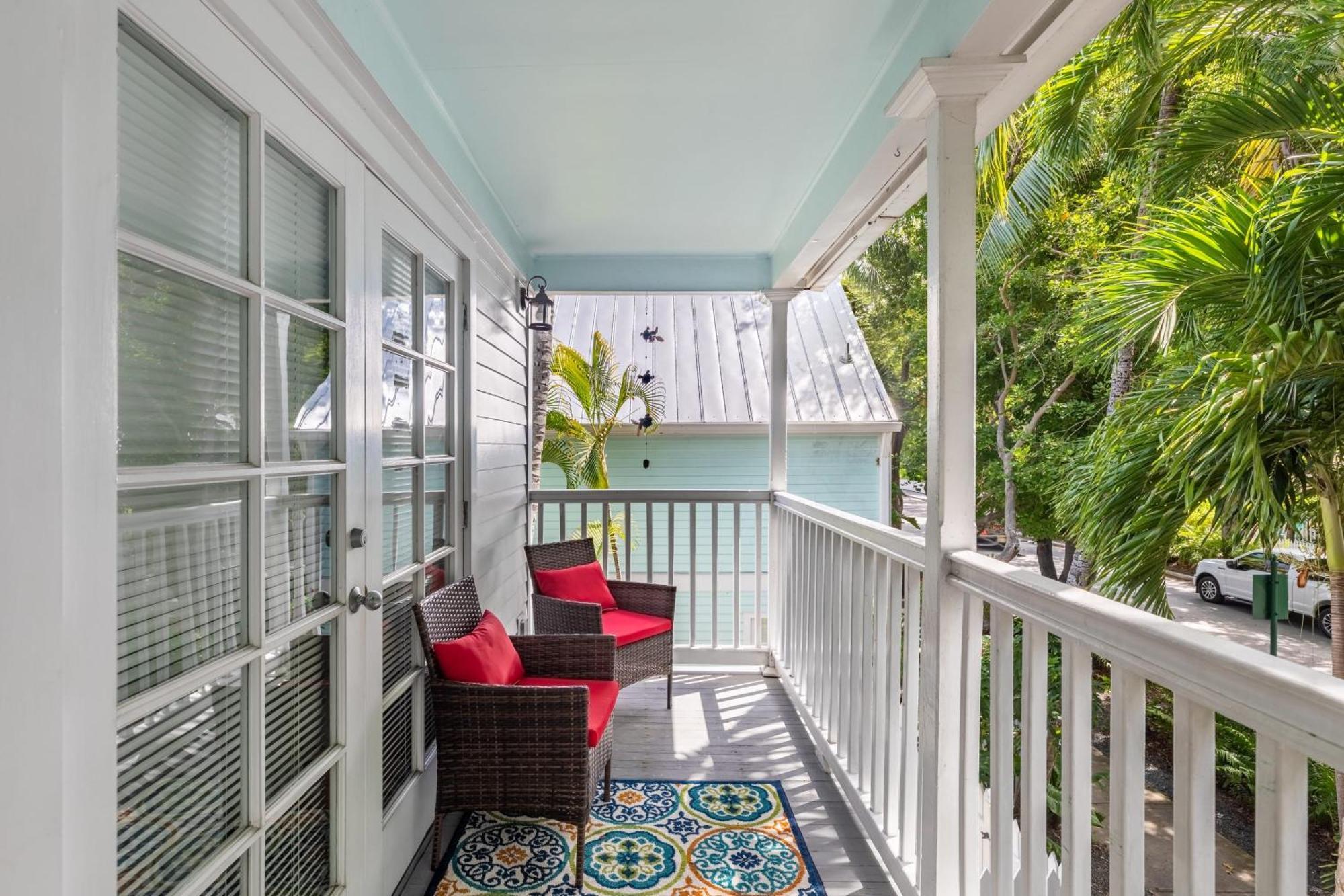 Southard Getaway By Avantstay W Covered Patio Great Location Shared Pool Week Long Stays Key West Exterior photo